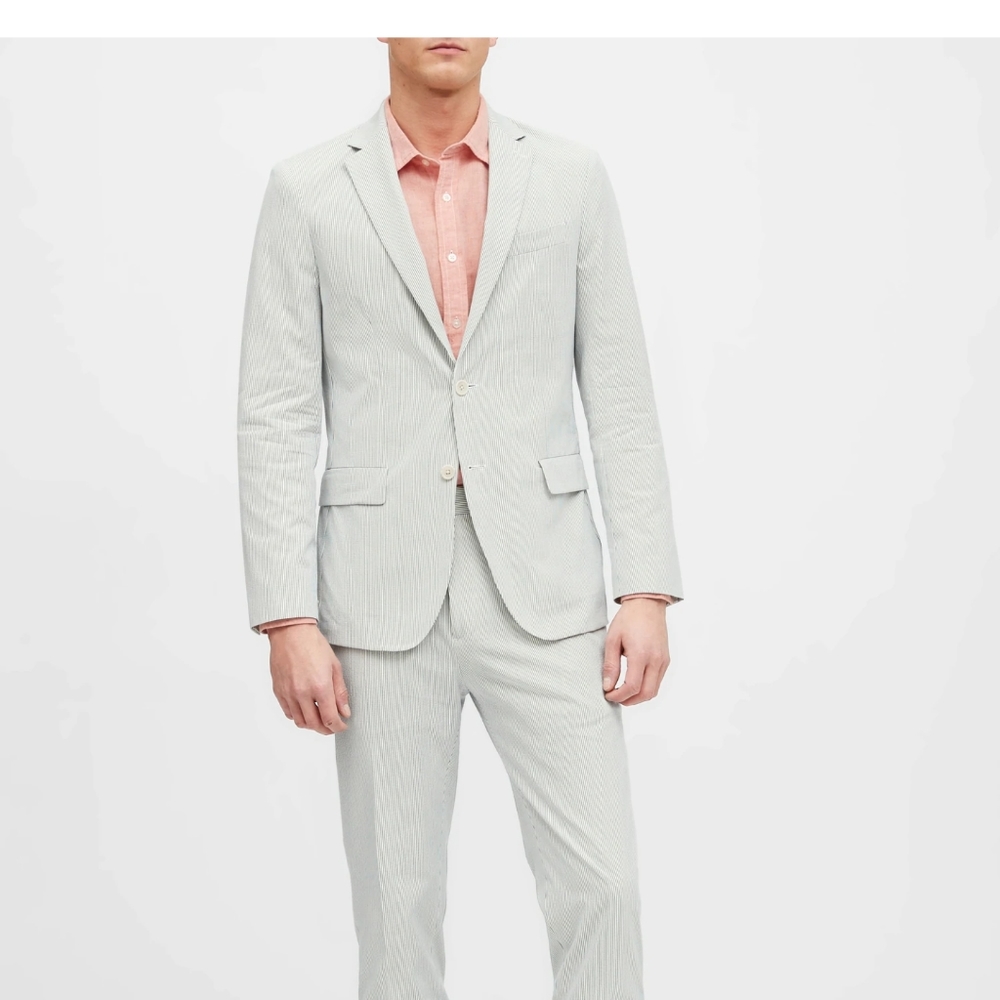 Gorgeous Slim Seersucker Suit 🔥 🔥 🔥